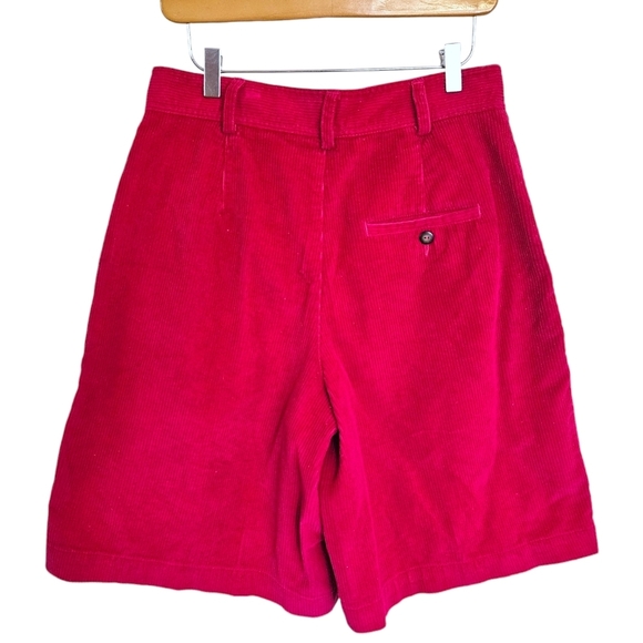 Vintage Liz Sport raspberry corduroy pleated high waist shorts - Picture 4 of 7